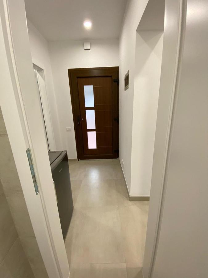 Apartmani Dorijana ヴルサル エクステリア 写真