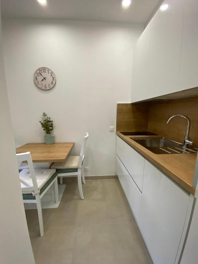 Apartmani Dorijana ヴルサル エクステリア 写真