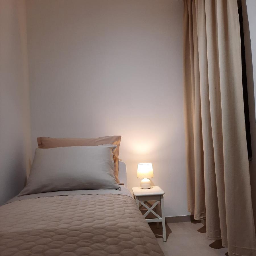 Apartmani Dorijana ヴルサル エクステリア 写真