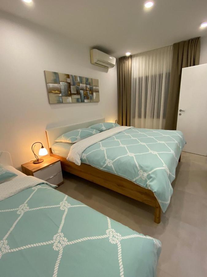 Apartmani Dorijana ヴルサル エクステリア 写真