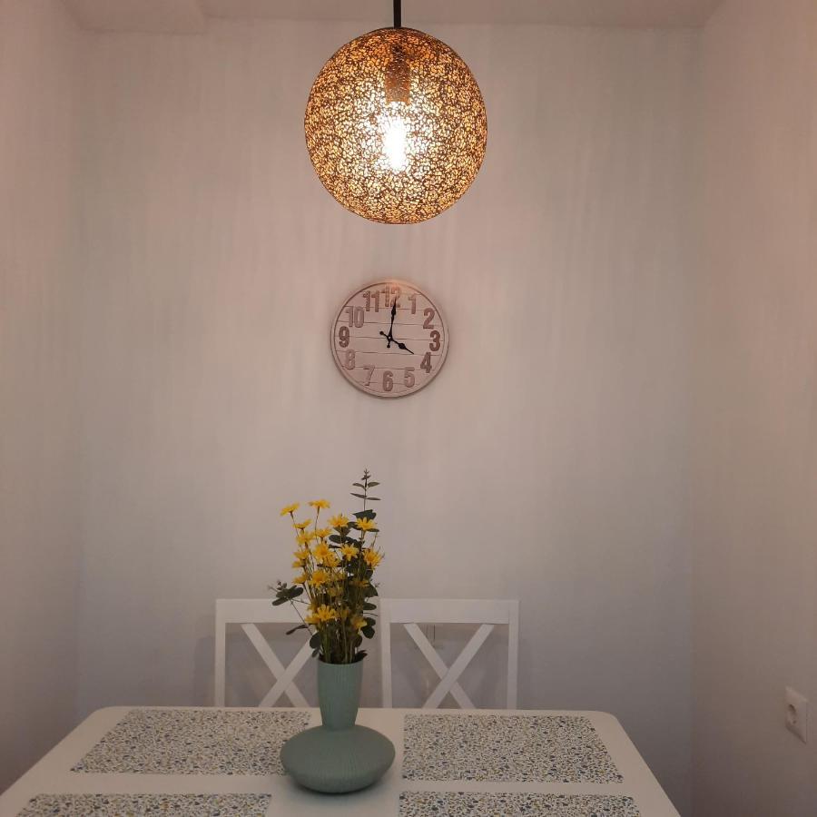 Apartmani Dorijana ヴルサル エクステリア 写真